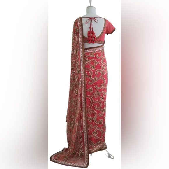 Sabyasachi saree - Picture 5 of 8